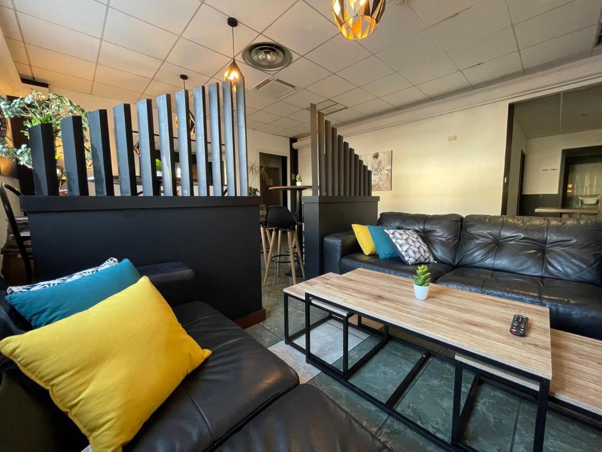 Hotel Restaurant Kyriad Direct Dijon Nord - Zenith - Toison D'Or Dış mekan fotoğraf