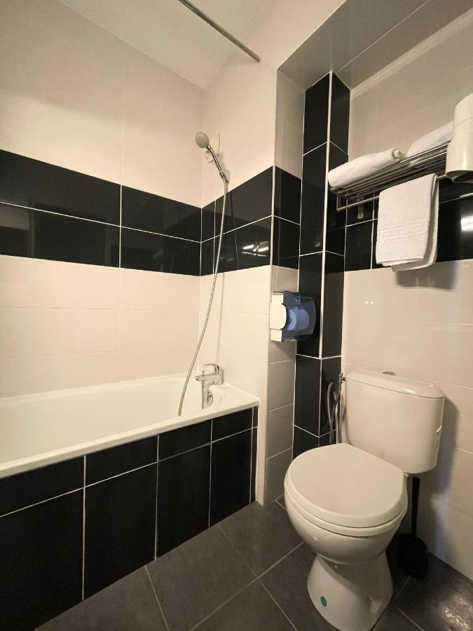 Hotel Restaurant Kyriad Direct Dijon Nord - Zenith - Toison D'Or Dış mekan fotoğraf