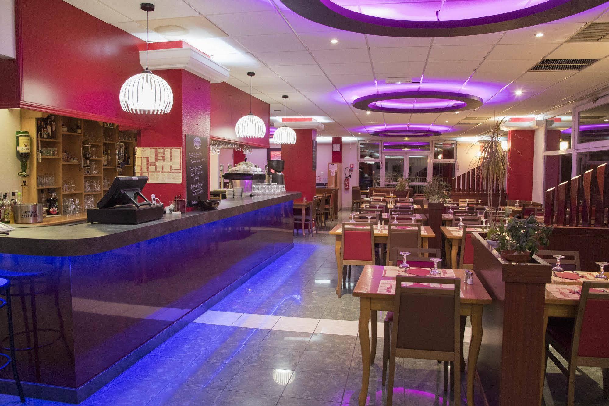 Hotel Restaurant Kyriad Direct Dijon Nord - Zenith - Toison D'Or Dış mekan fotoğraf
