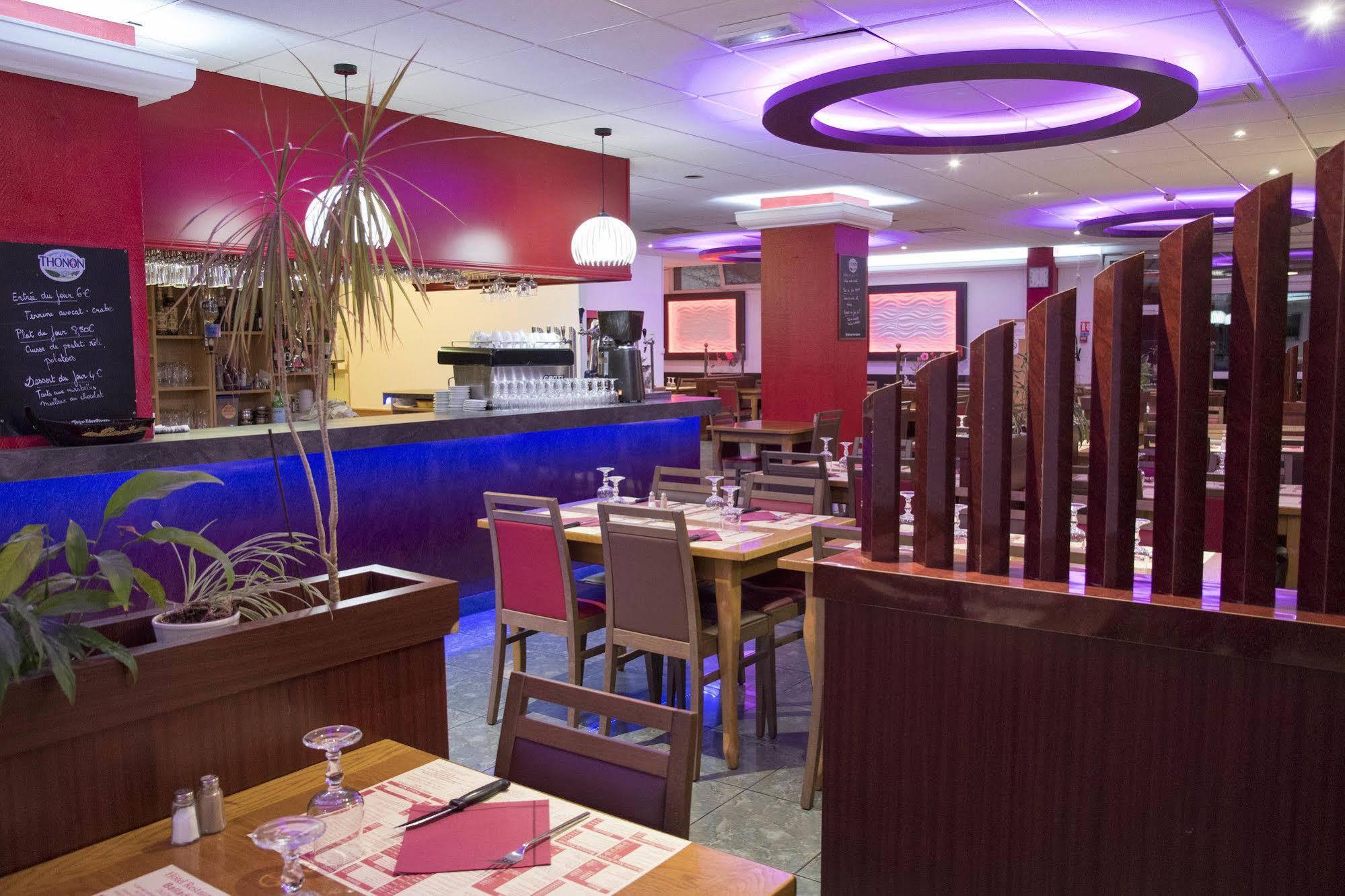 Hotel Restaurant Kyriad Direct Dijon Nord - Zenith - Toison D'Or Dış mekan fotoğraf
