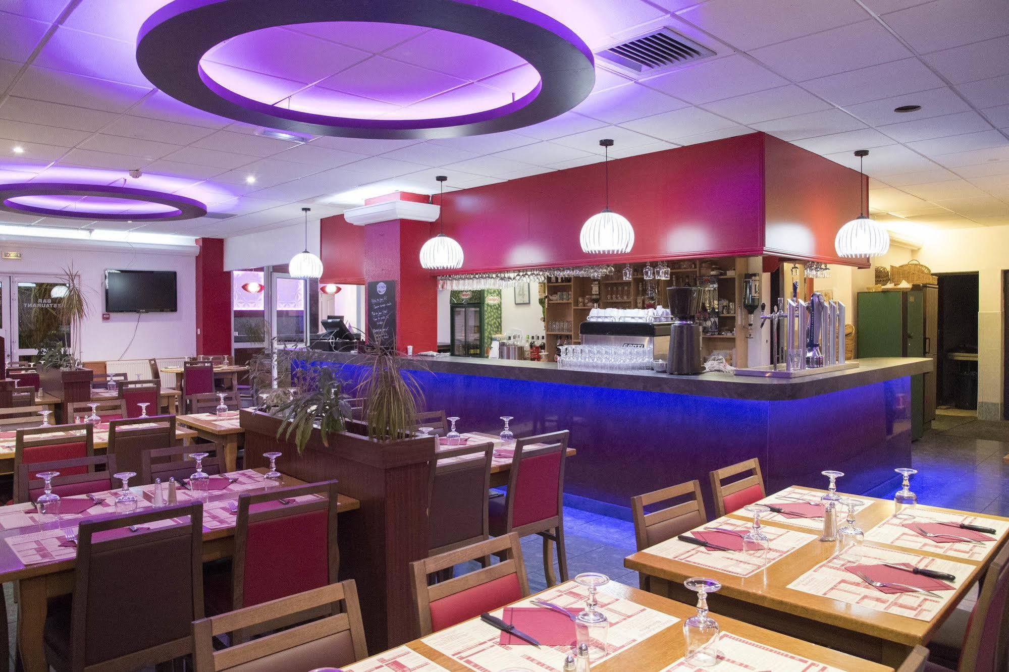 Hotel Restaurant Kyriad Direct Dijon Nord - Zenith - Toison D'Or Dış mekan fotoğraf