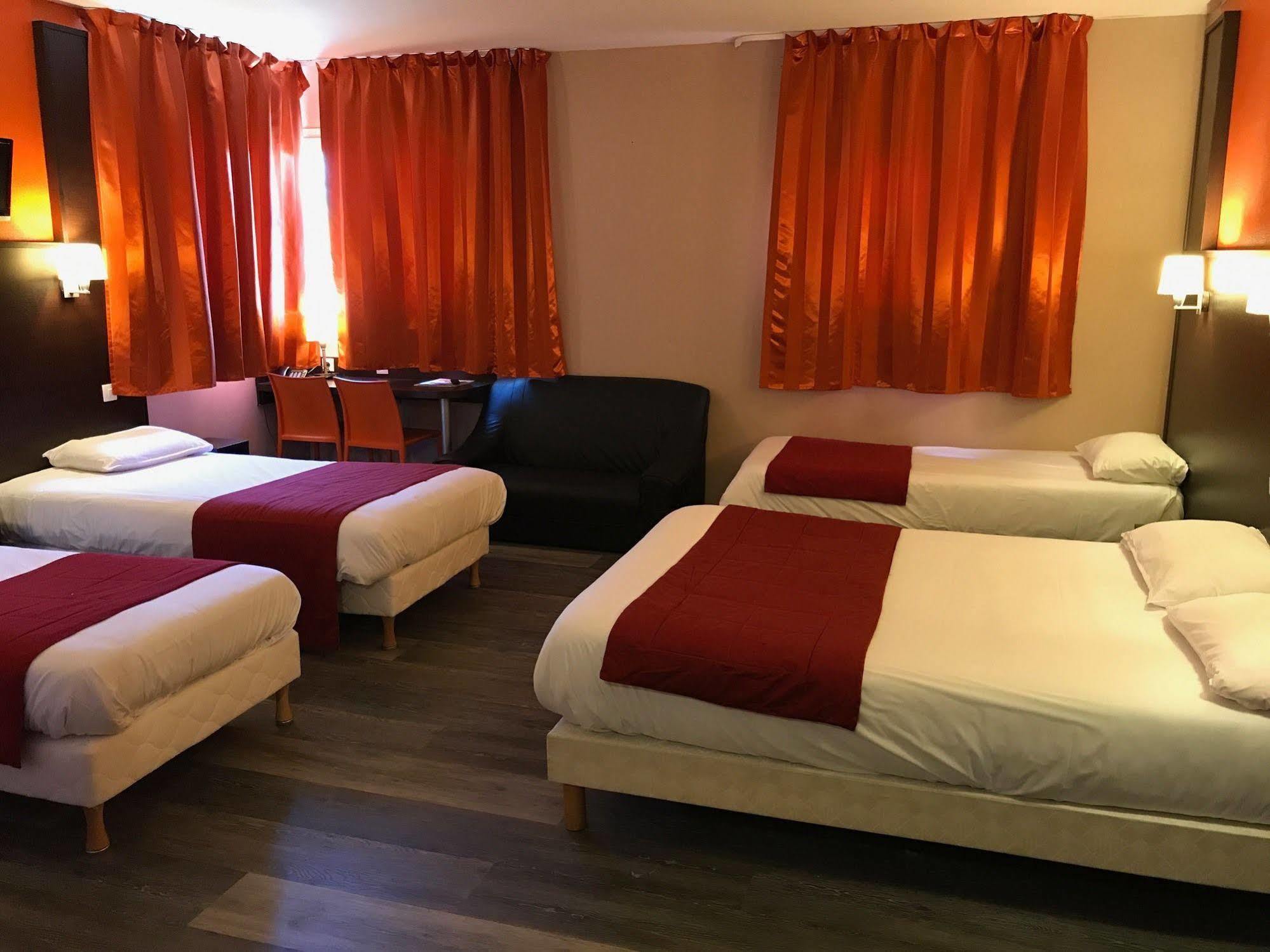 Hotel Restaurant Kyriad Direct Dijon Nord - Zenith - Toison D'Or Dış mekan fotoğraf