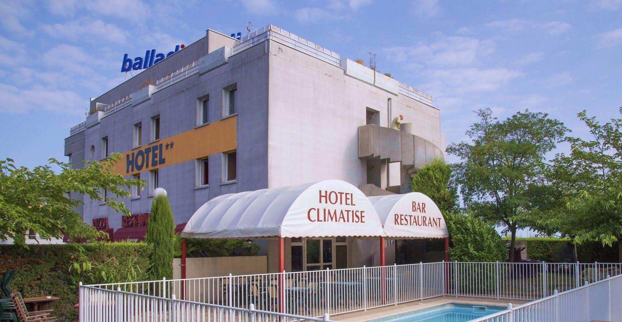 Hotel Restaurant Kyriad Direct Dijon Nord - Zenith - Toison D'Or Dış mekan fotoğraf