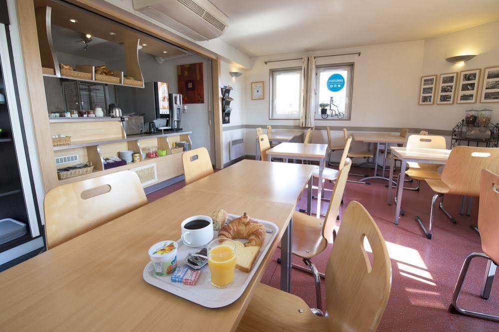 Hotel Restaurant Kyriad Direct Dijon Nord - Zenith - Toison D'Or Dış mekan fotoğraf